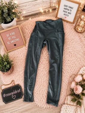 High-Waisted Athletic Leggings — Size Medium